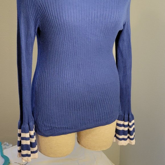 INC WOMENS BLUE FLARED LONG SLEEVE SWEATER - Picture 4 of 9